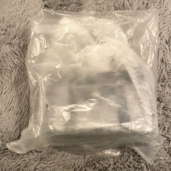 Melie Bianco purse - Picture 2 of 5